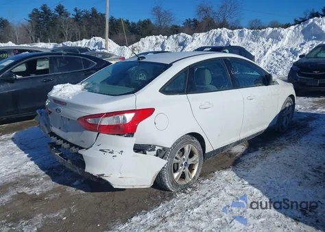 2014 Ford Focus Se z USA, uszkodzony, nr VIN 1FADP3F20EL188425